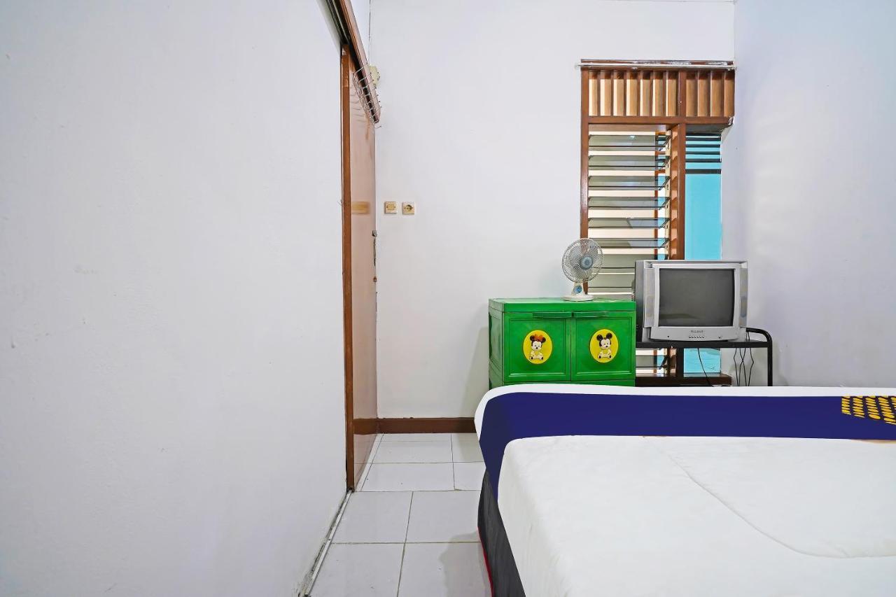 Spot On 91723 Sony Homestay Syariah Sukabumi Esterno foto